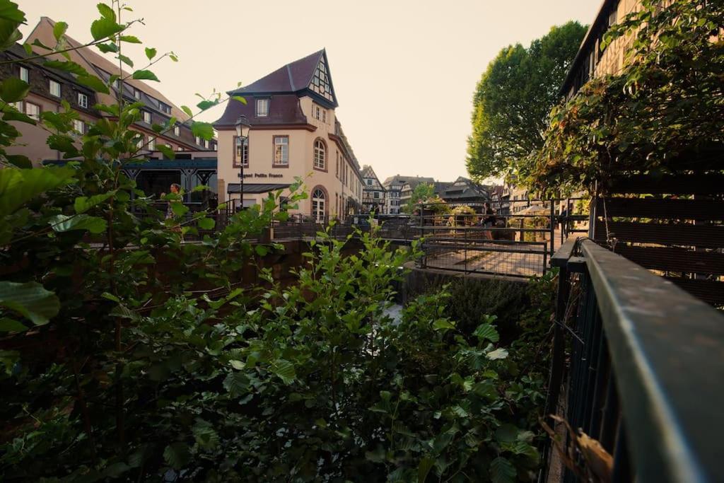 Apartamento La Maison De L'Eclusier Estrasburgo Exterior foto